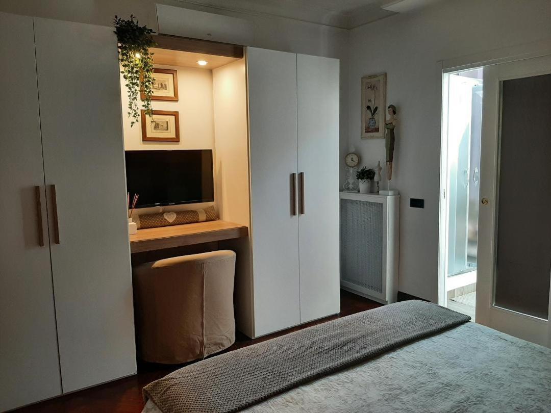 B&B Le Lanterne Casal Palocco Bagian luar foto