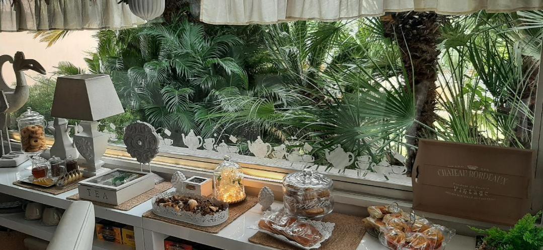 B&B Le Lanterne Casal Palocco Bagian luar foto