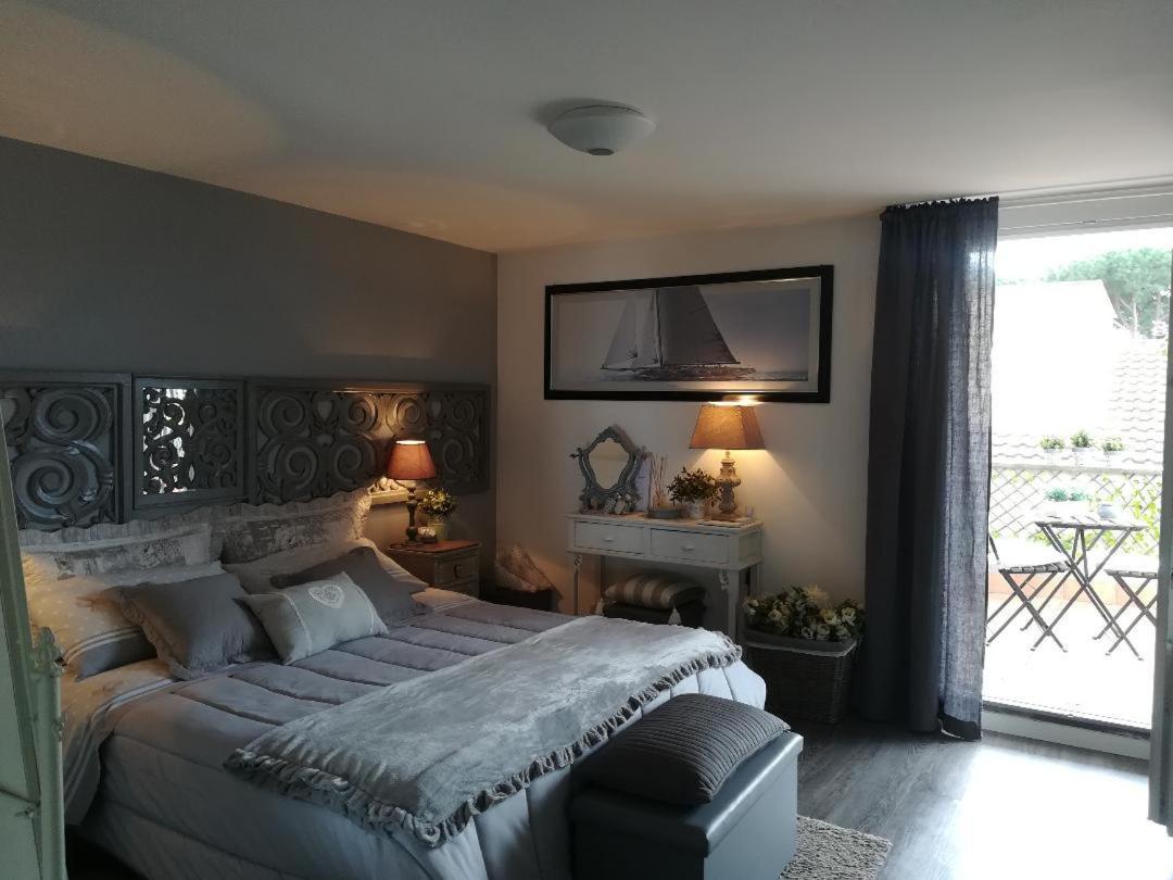 B&B Le Lanterne Casal Palocco Bagian luar foto